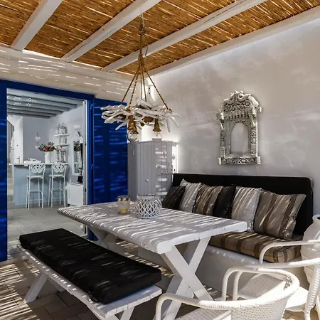 House Apartment *