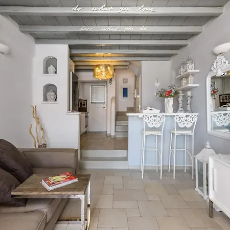 House Apartment *